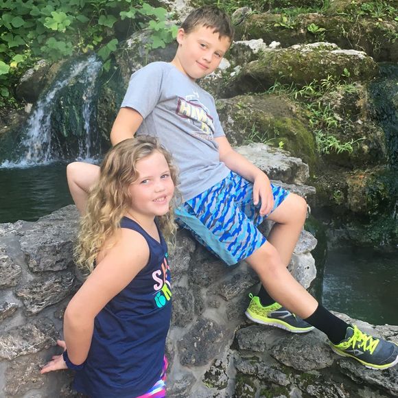 Meet your Posher, Amber - Picture 1 of 1